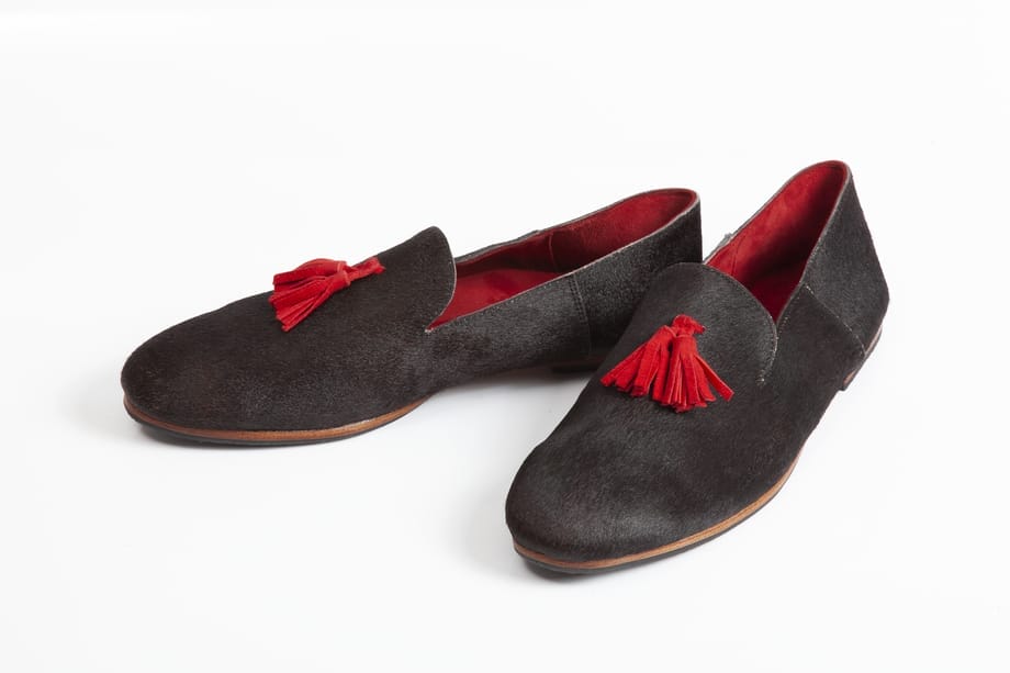 Black Panther With Red Tassels - Image 3