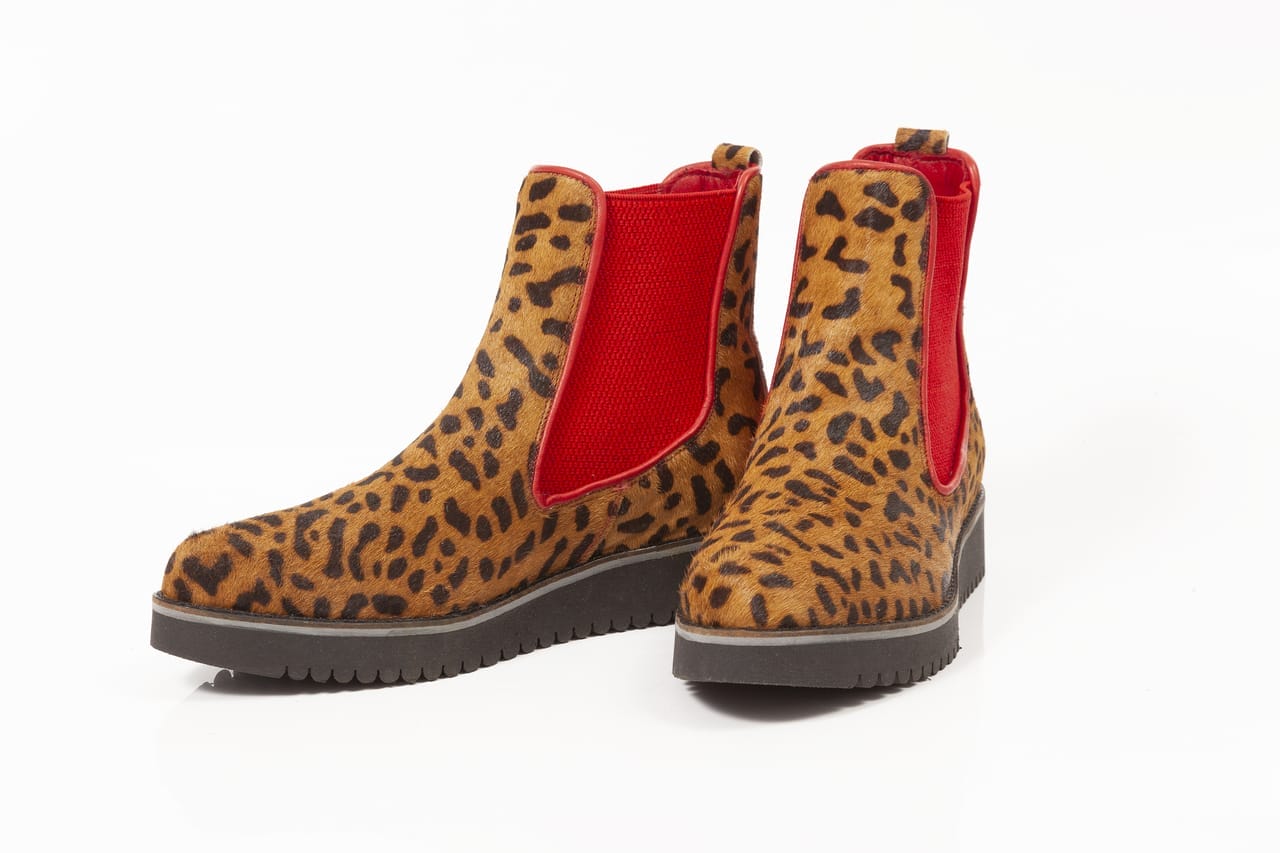 Brown Gepard Winter - Image 5